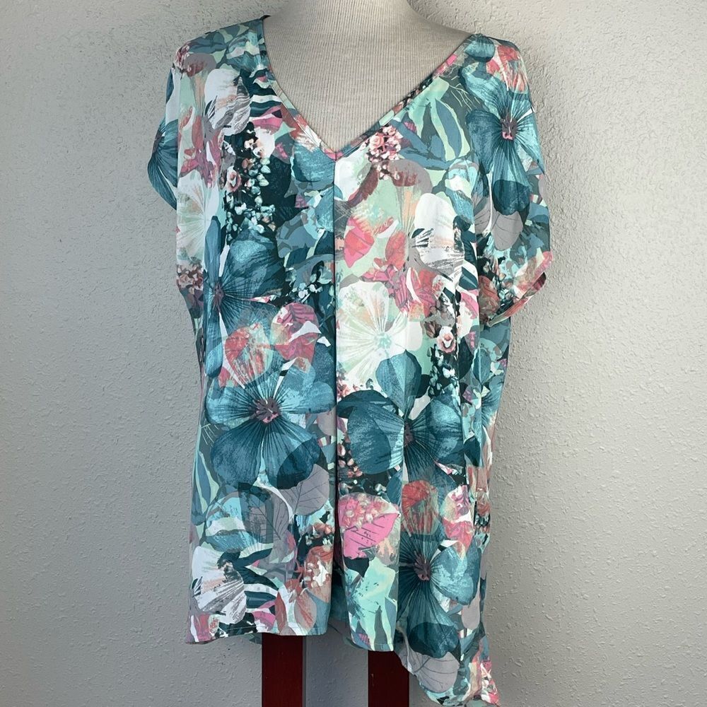 EUC Unbranded Womens Floral Short Sleeve Top Size L